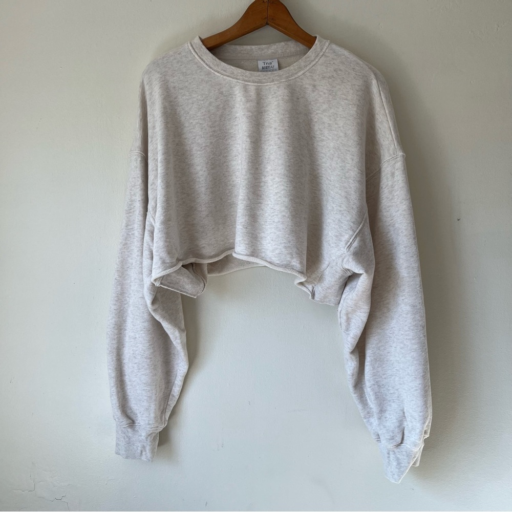 CLOSET CLOSING TODAY • LAST CHANCE✨ tna airy fleece boyfriend cropped sweatshirt
